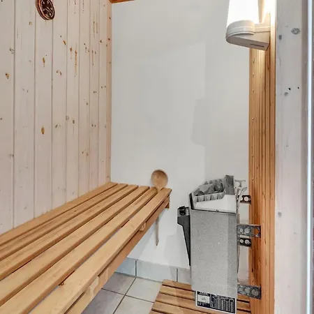 Cozy Home In Hadsund With Sauna Hadsund